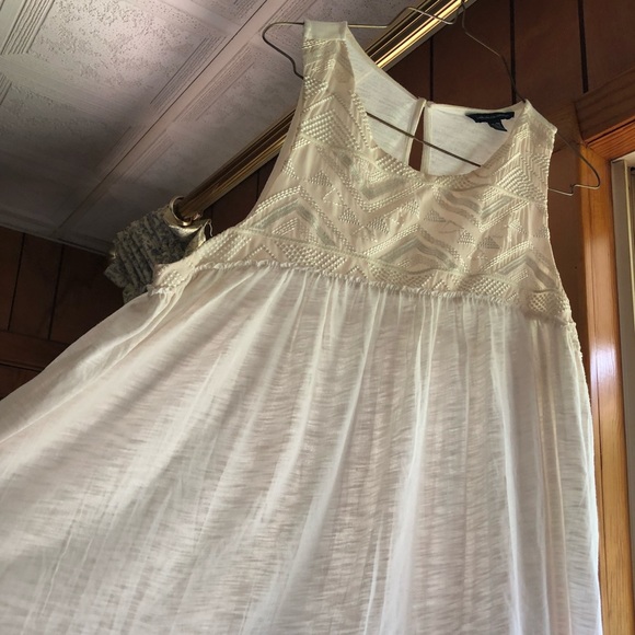 American Eagle embroidered tank top - Picture 2 of 4